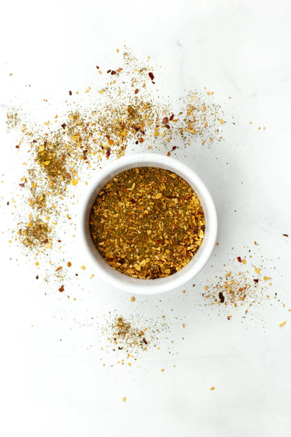 O Chimichurri é um tempero clássico para churrasco, utilizado em forma de molho (mistura com água quente, azeite, vinagre e sal) estas informações encontram-se na própria embalagem. Porém, pode-se utilizar seca também antes (marinada), durante a confeção ou como um rub antes de grelhar.