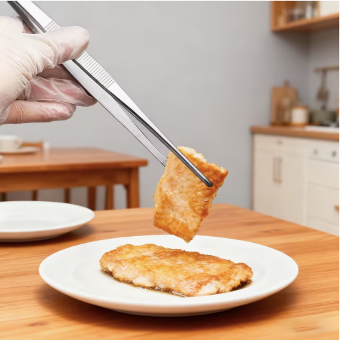 Conjunto de 2 Pinças de Cozinha em Aço Inoxidável: Precisão, Durabilidade e Poupança de Espaço
